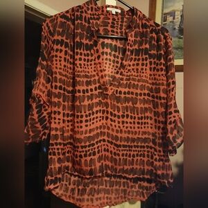 Larsen Gray Women's Red and Black Patterned Top